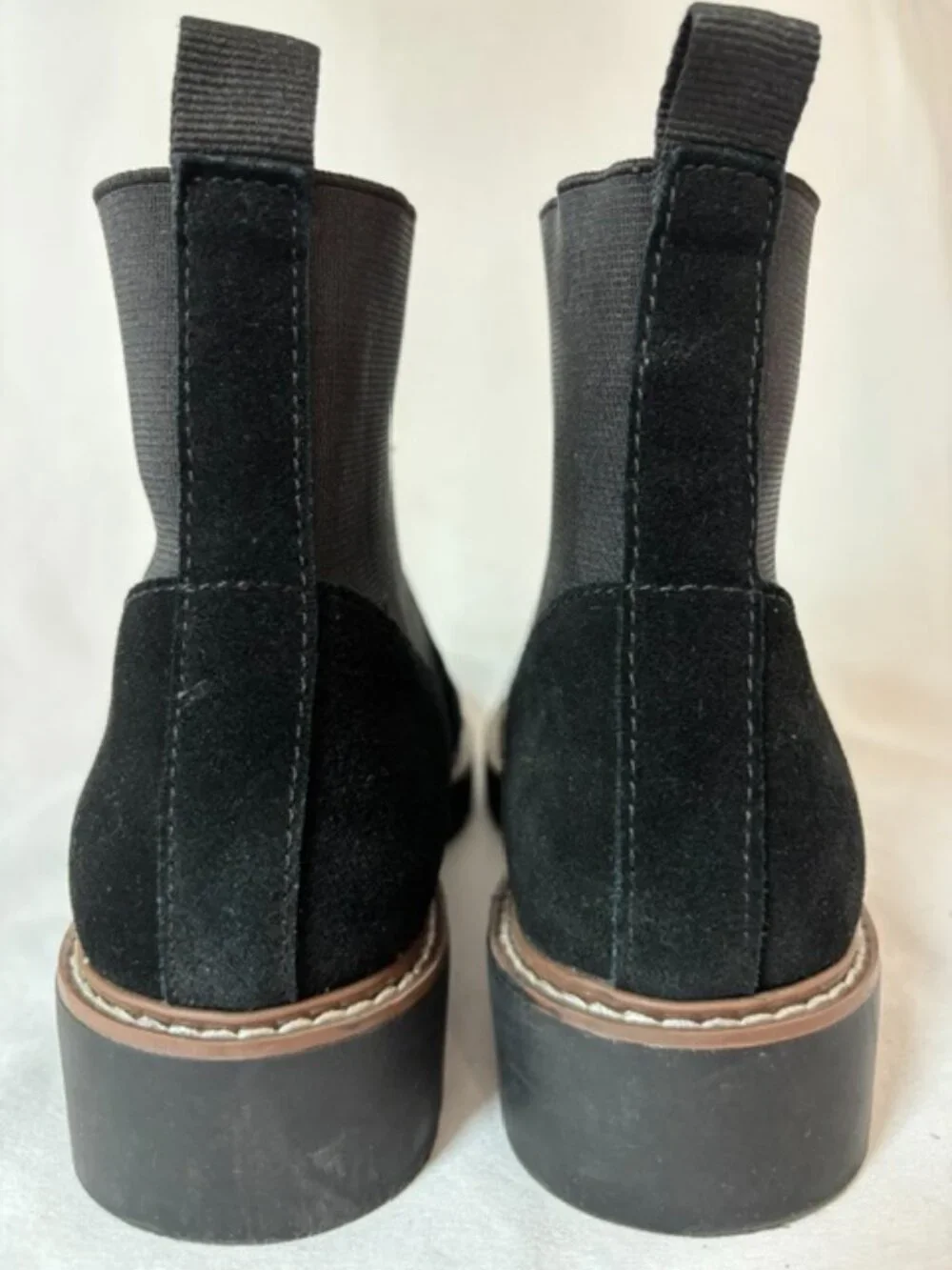 Dolce Vita Pepper Black Suede Chelsea Boot with Lug Sole Women's Size 9M